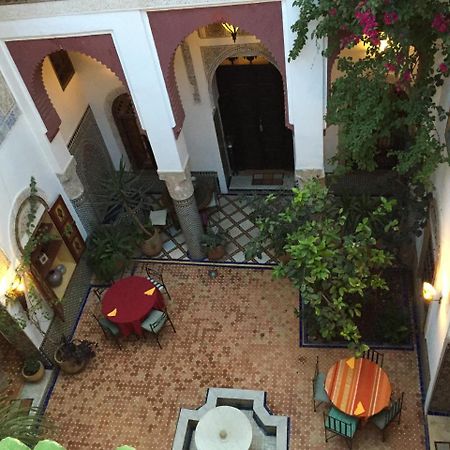 Riad El Ma Meknès Exteriör bild