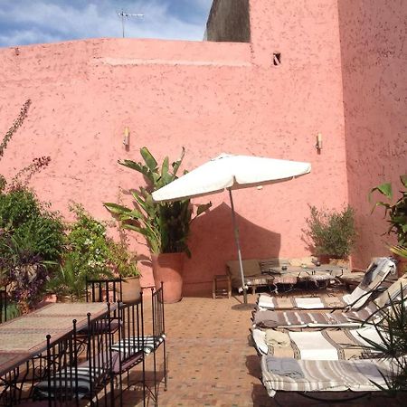 Riad El Ma Meknès Exteriör bild