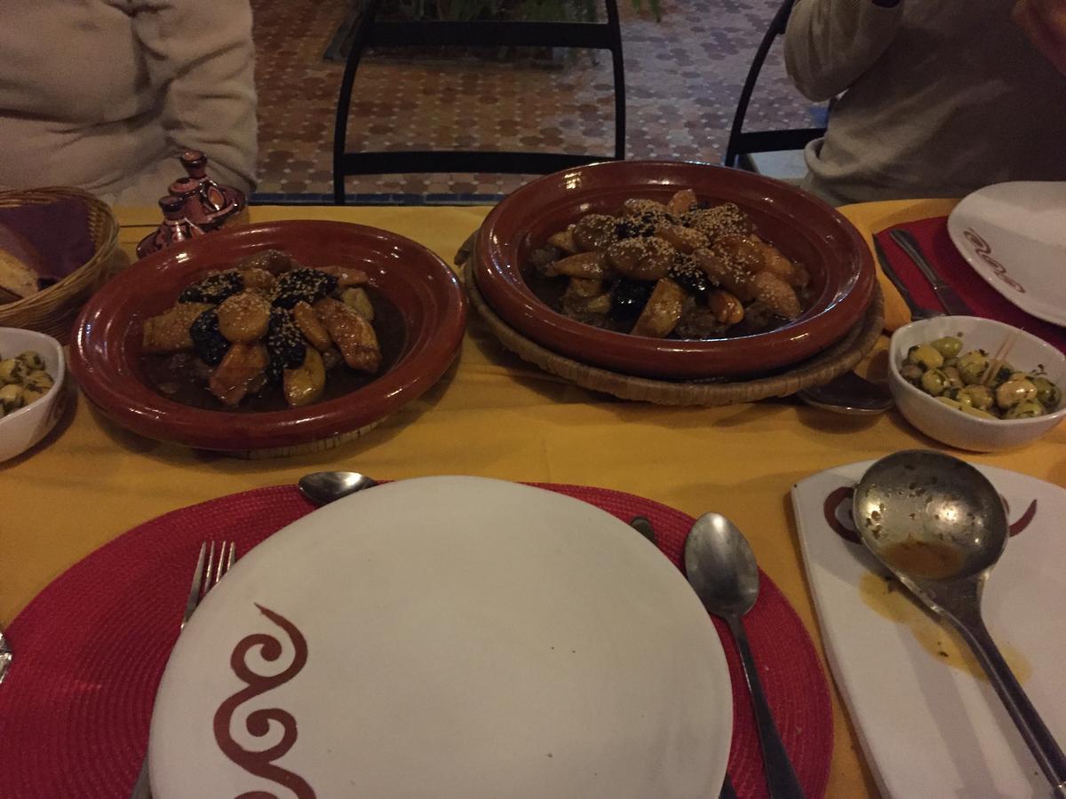 Riad El Ma Meknès Exteriör bild