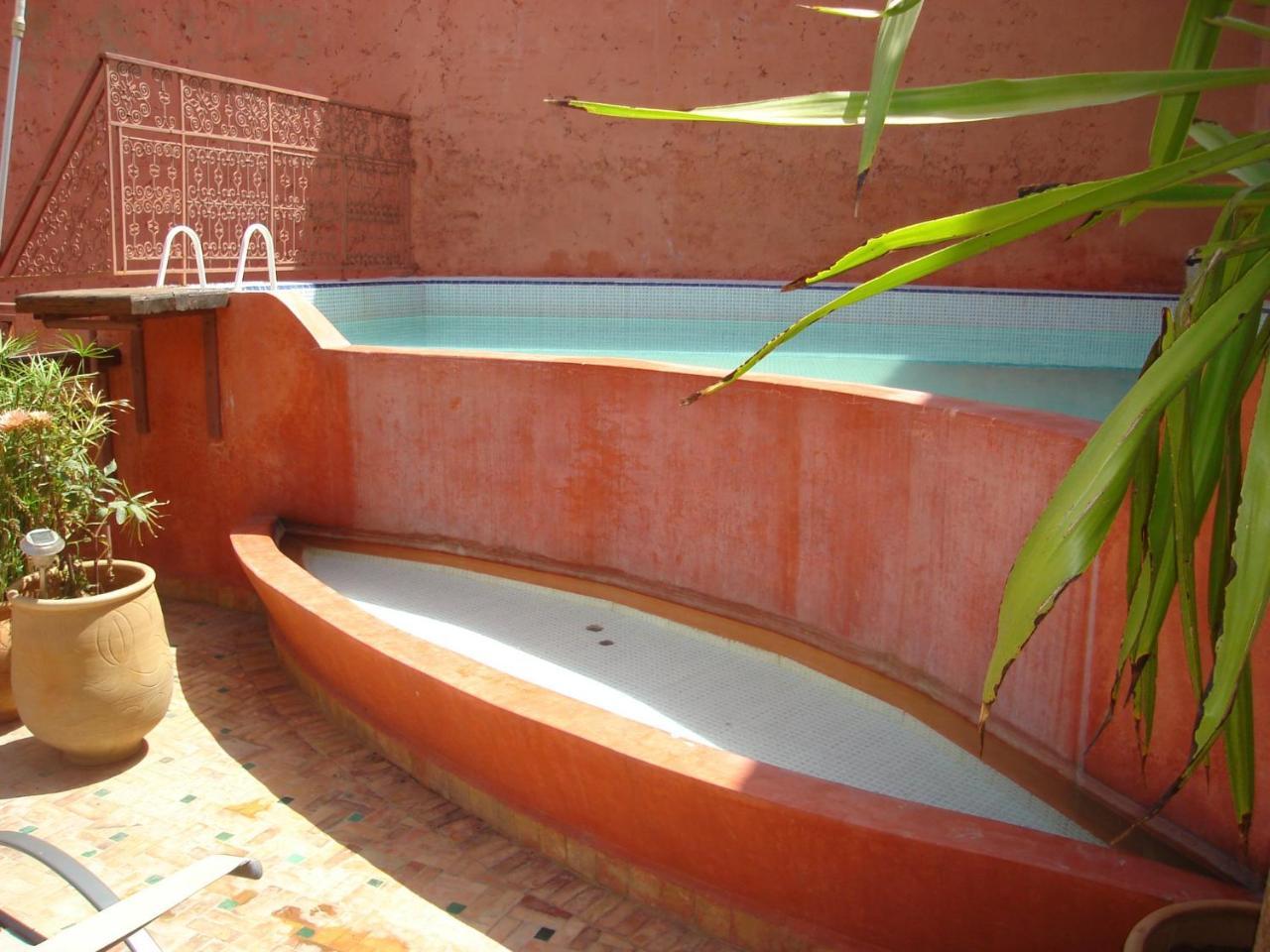 Riad El Ma Meknès Exteriör bild