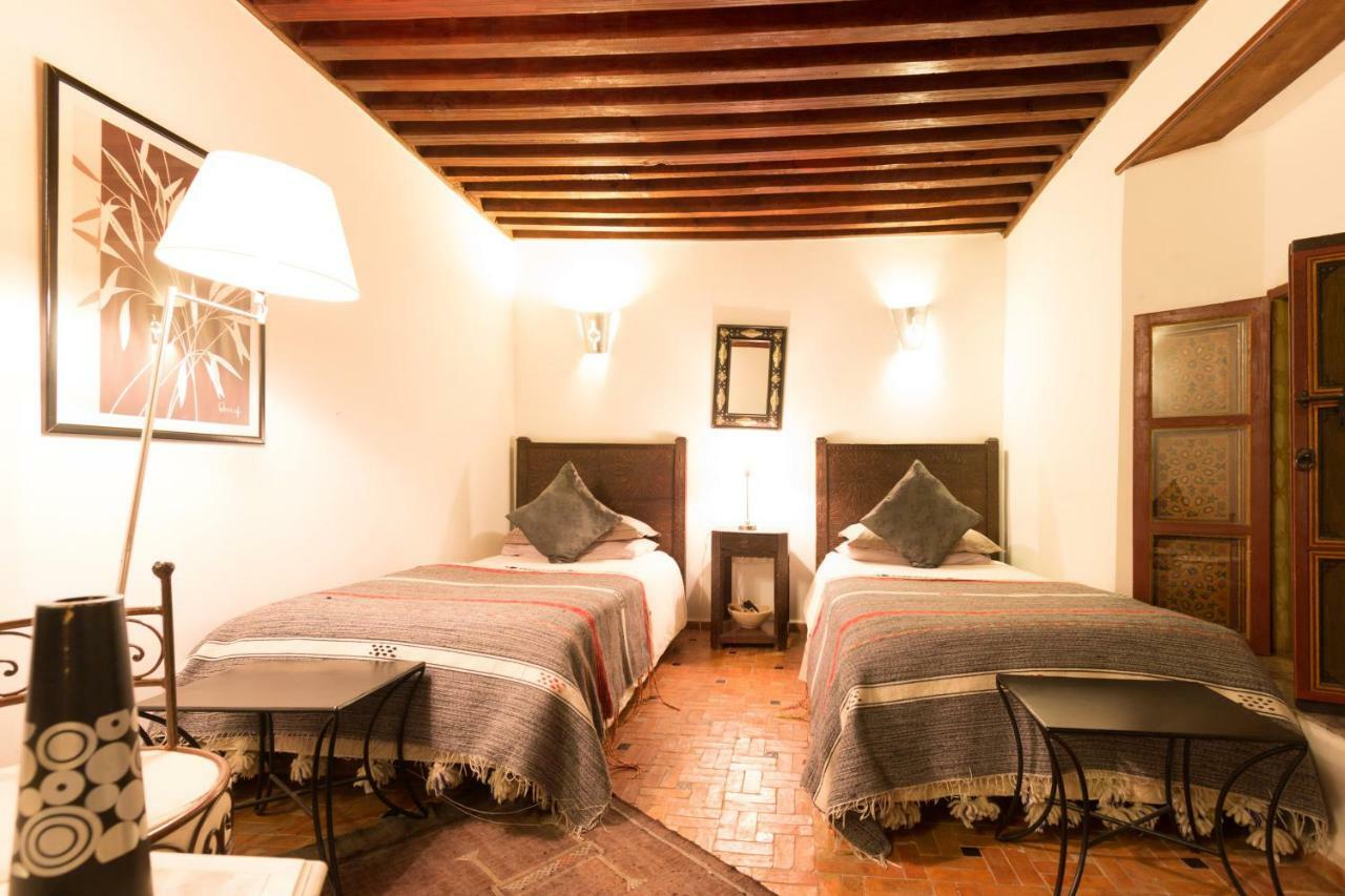 Riad El Ma Meknès Exteriör bild