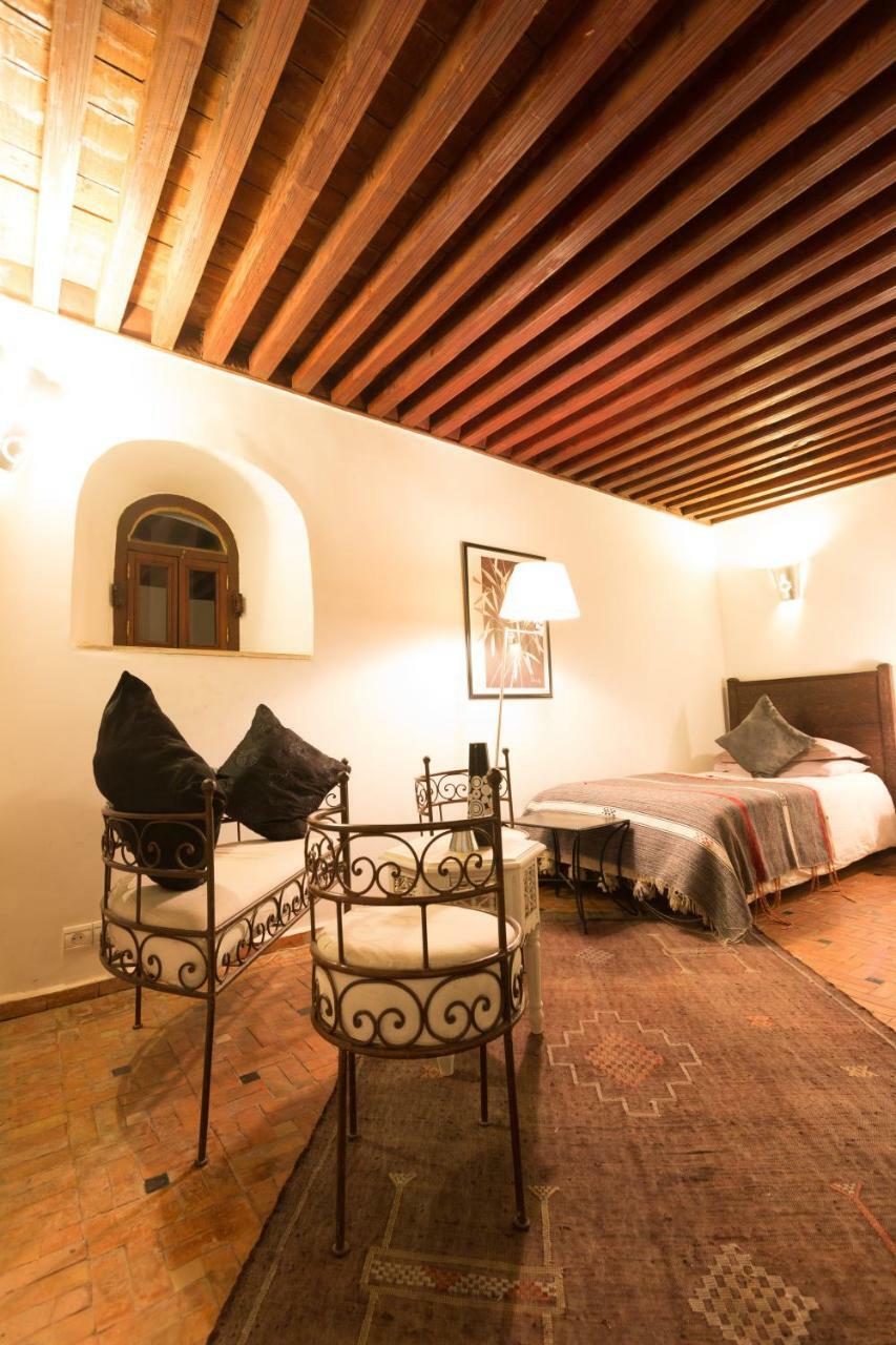 Riad El Ma Meknès Exteriör bild